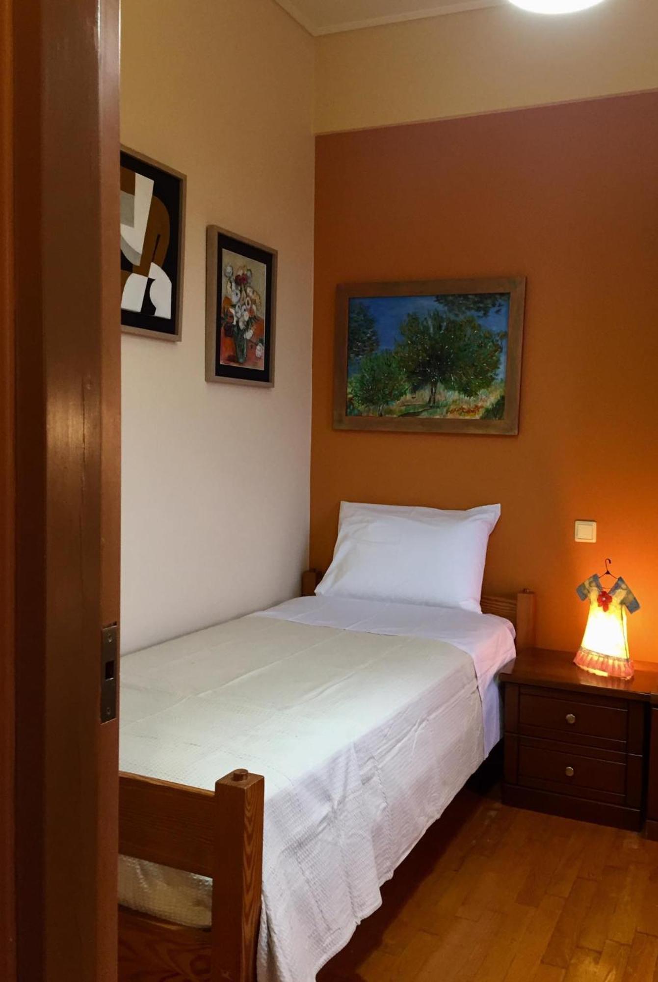 Small Apartment Near Athens Airport Pikermion Ngoại thất bức ảnh